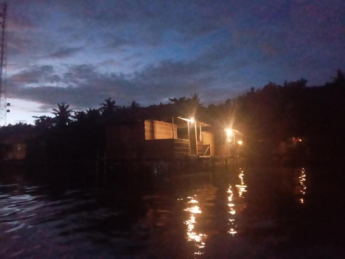 Arborek Diving Homestay R4 Besir Exterior foto