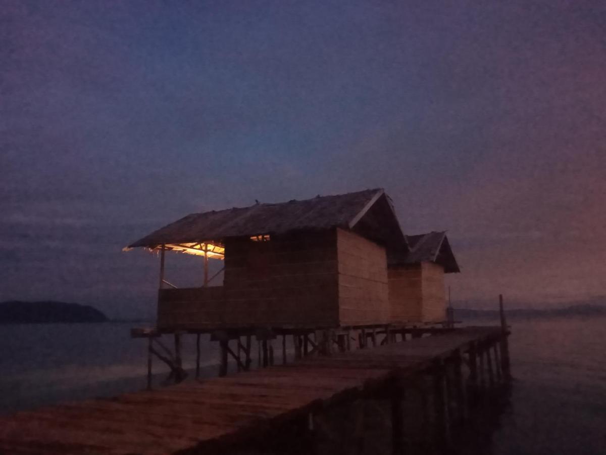 Arborek Diving Homestay R4 Besir Exterior foto