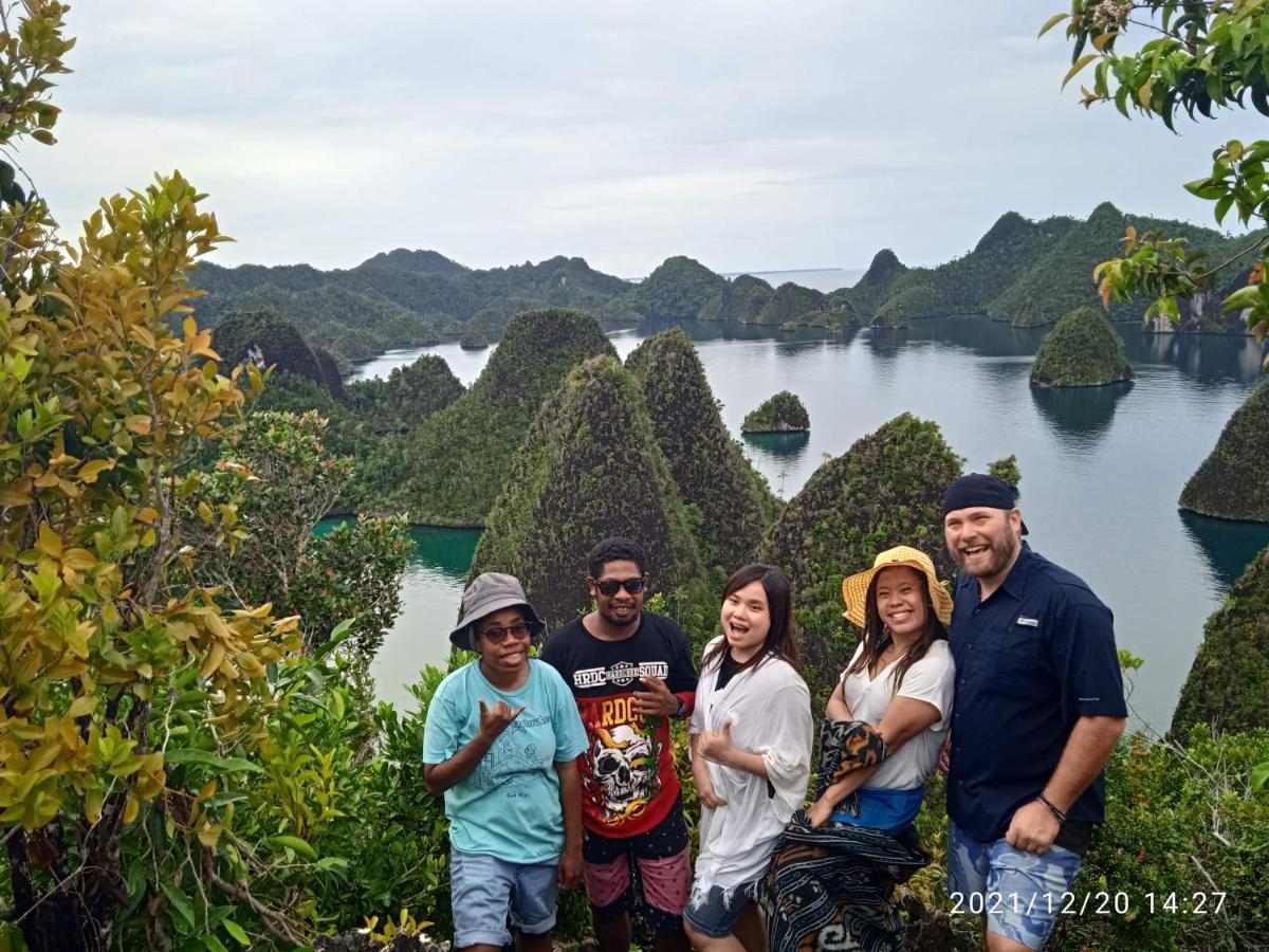 Arborek Diving Homestay R4 Besir Exterior foto